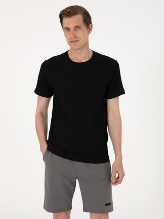 تی شرت مردانه مشکی پیرکاردین