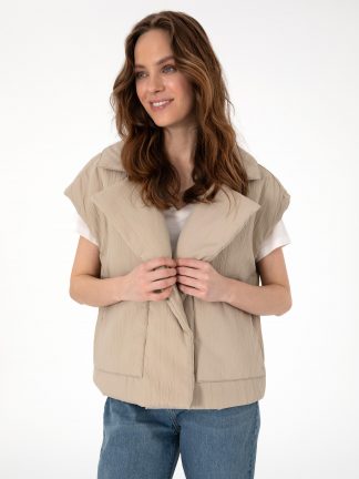 جلیقه ورزشی زنانه بژ پیرکاردین