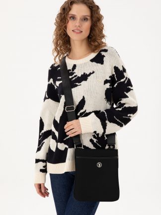 کیف دوشی زنانه مشکی یو اس پولو