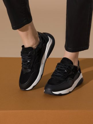 کفش کتانی و اسپرت زنانه مشکی پیرکاردین