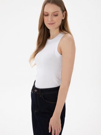 تیشرت زنانه سفید یو اس پولو