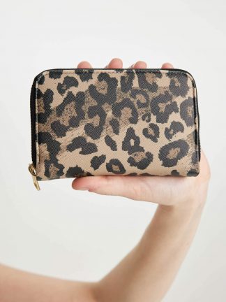 کیف پول زنانه بژ دفکتو