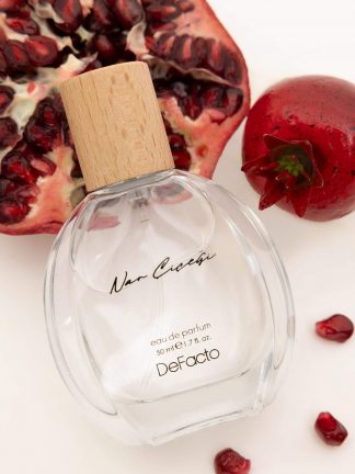 عطر زنانه قرمز دفکتو