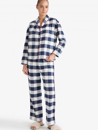 لباس خواب و راحتی زنانه دفکتو