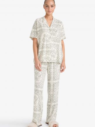 لباس خواب و راحتی زنانه بژ دفکتو