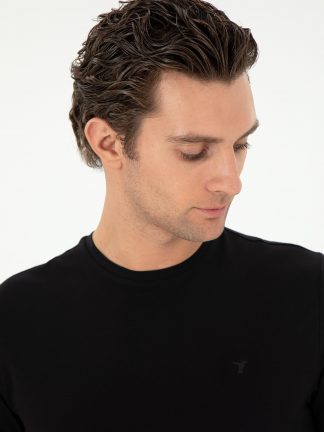 تی شرت مردانه مشکی کاشارل