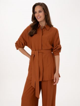 شومیز زنانه دارچینی پیرکاردین