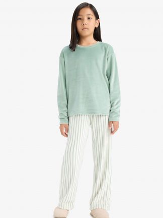 لباس راحتی دخترانه نعنایی دفکتو