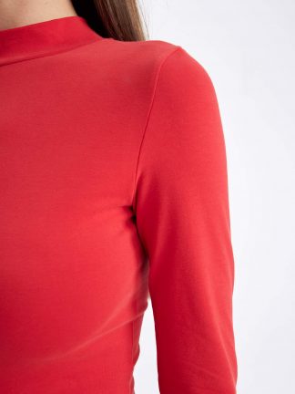 تی‌شرت آستین بلند زنانه قرمز دفکتو