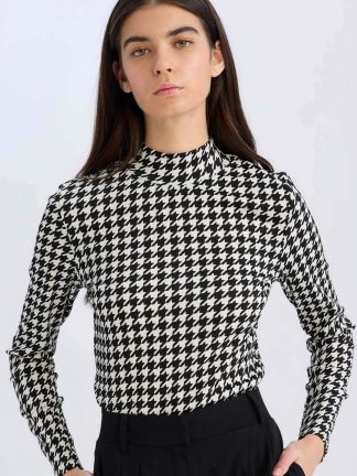 تی‌شرت آستین بلند زنانه مشکی دفکتو