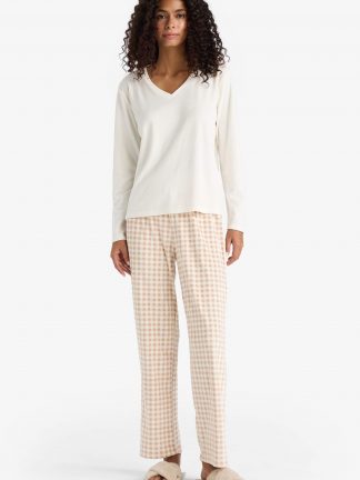 لباس راحتی زنانه بژ دفکتو