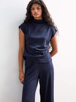 بلوز زنانه سرمه ای دفکتو تصویر ۱