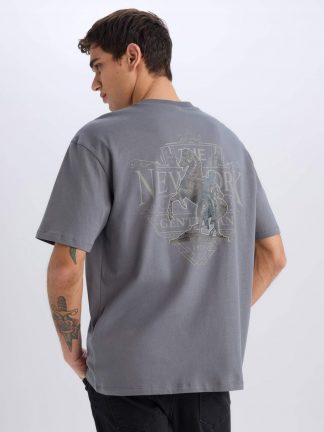 تی شرت مردانه خاکستری دفکتو تصویر ۱